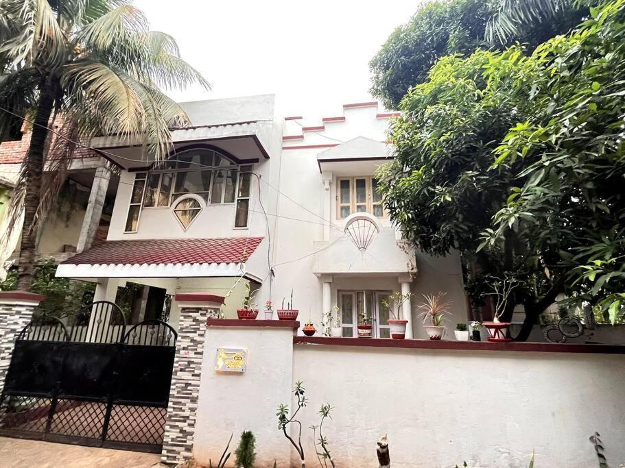 Gauranga Kutir-A Spiritual Villa Retreat Bhuvanesvar Kültér fotó