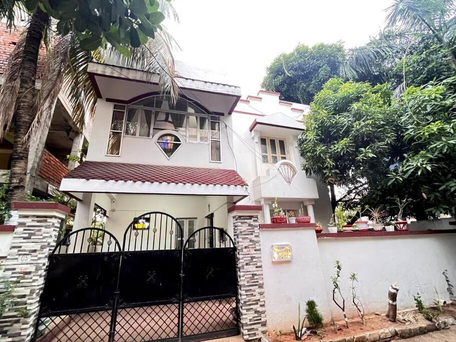 Gauranga Kutir-A Spiritual Villa Retreat Bhuvanesvar Kültér fotó